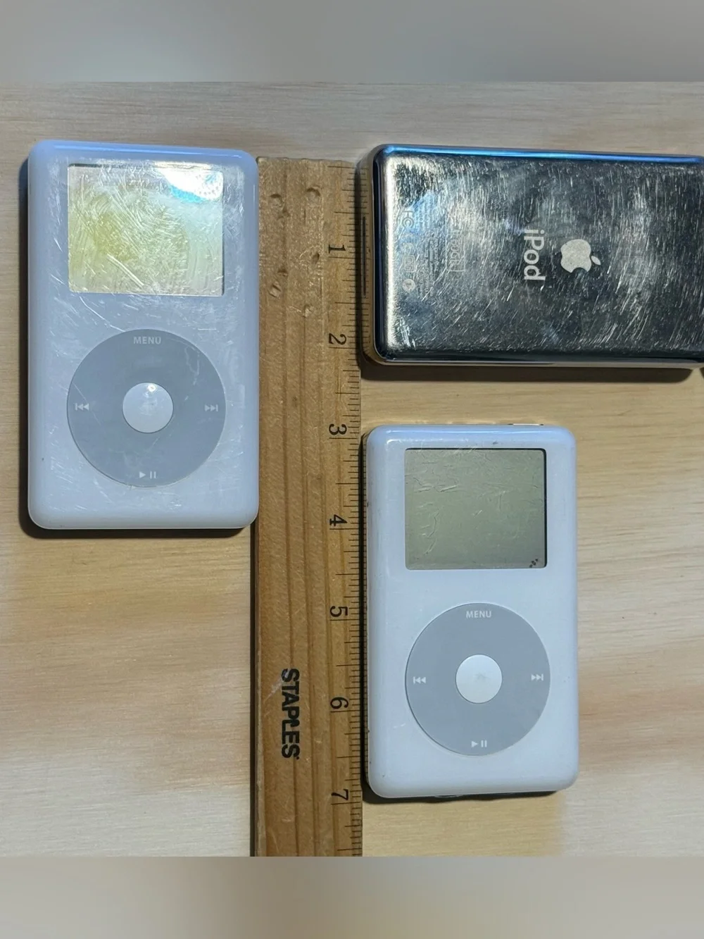 Lot Of 4 Apple iPod Model-A1059/1099 20-60GB BROKEN White For Parts/Repair Read